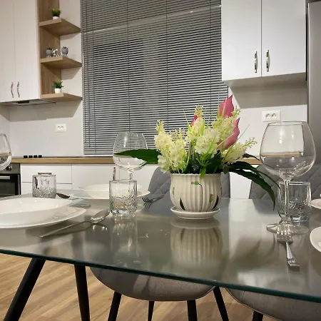 Wanderlust Apartment *