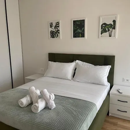 Wanderlust Apartment *