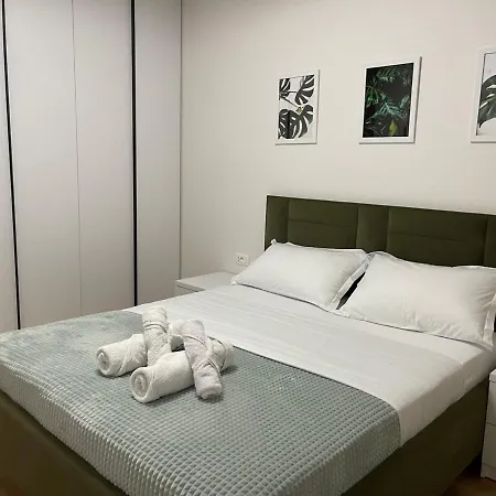 Apartment Wanderlust *