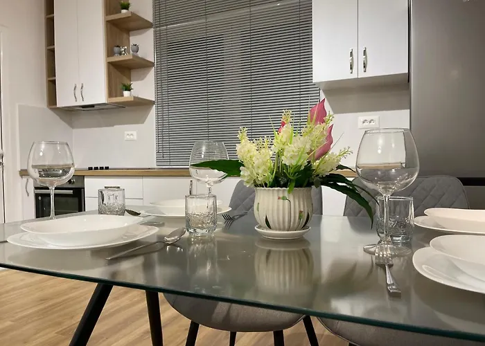 Wanderlust Apartment *